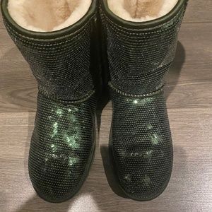 UGG Classic Short Green Sparkle Sequin Boot US6